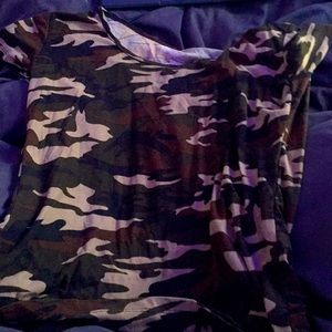Camo T-shirt teen girls shirt
